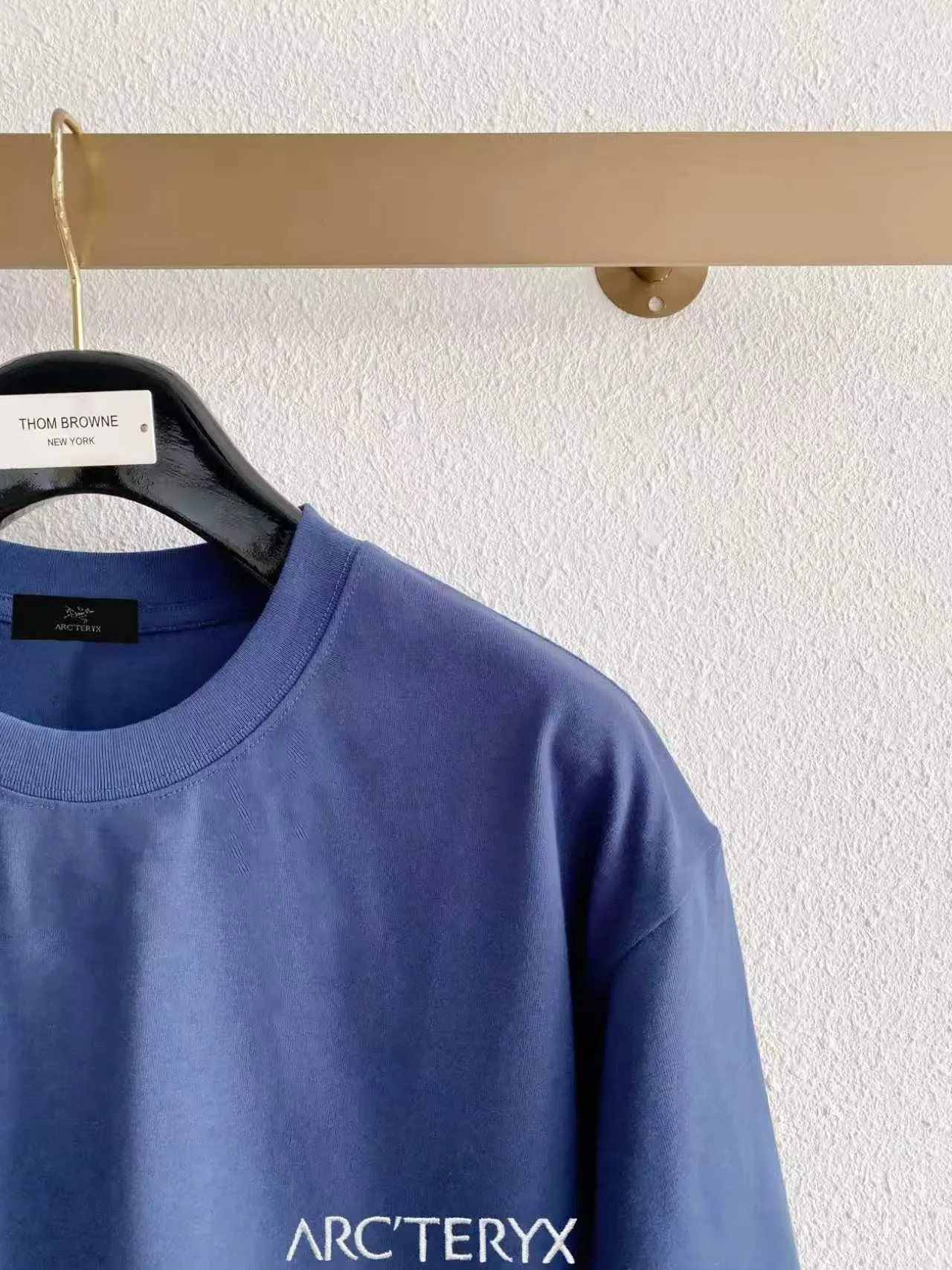 Arc’ter/ + New Arrival ， ， ， ， T Same Style。 :Black White Blue Gray Size:S（90-130 ） M（125-140 ） L（135-160 ） XL（160-180 ） XXL（180 ）